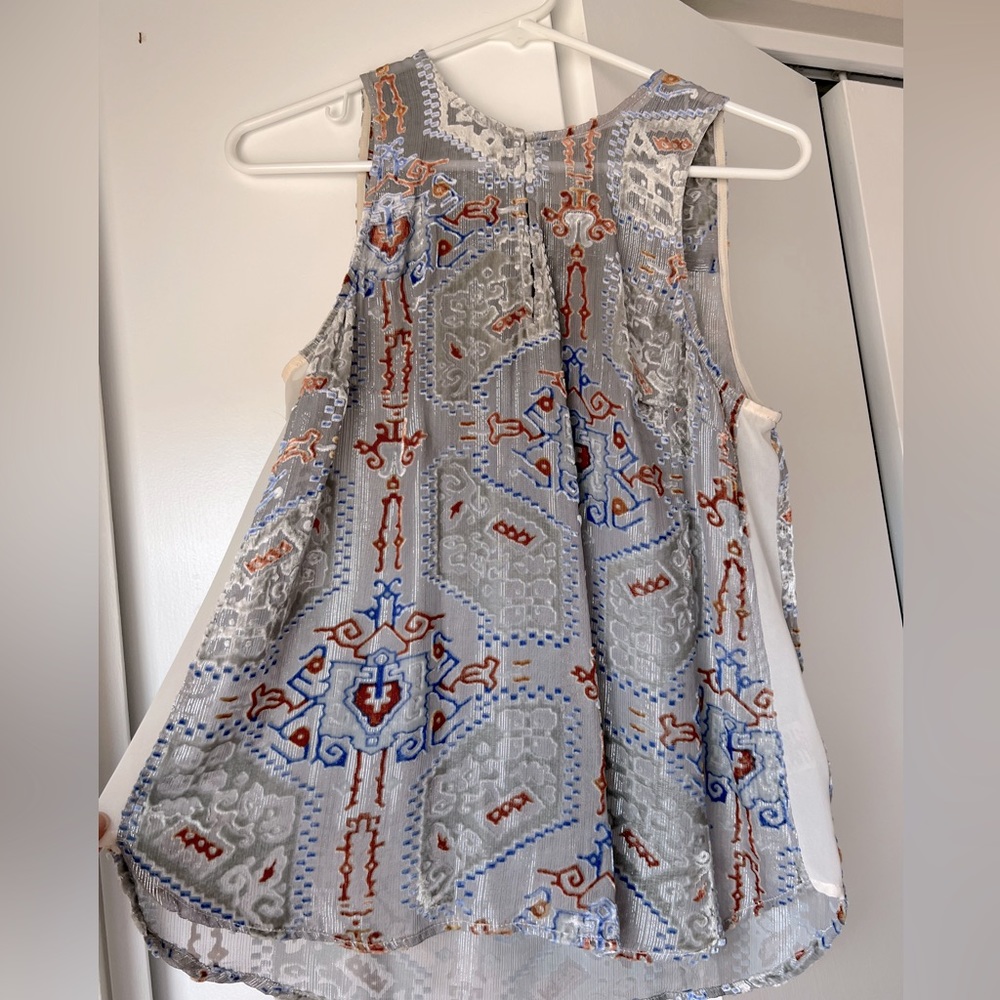 HD in Paris Silver sleeveless top size XS